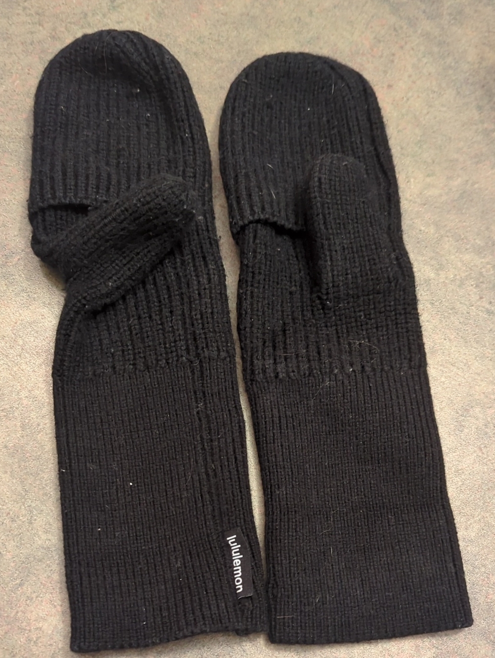 lululemon athletica Black Convertible Knit Mittens